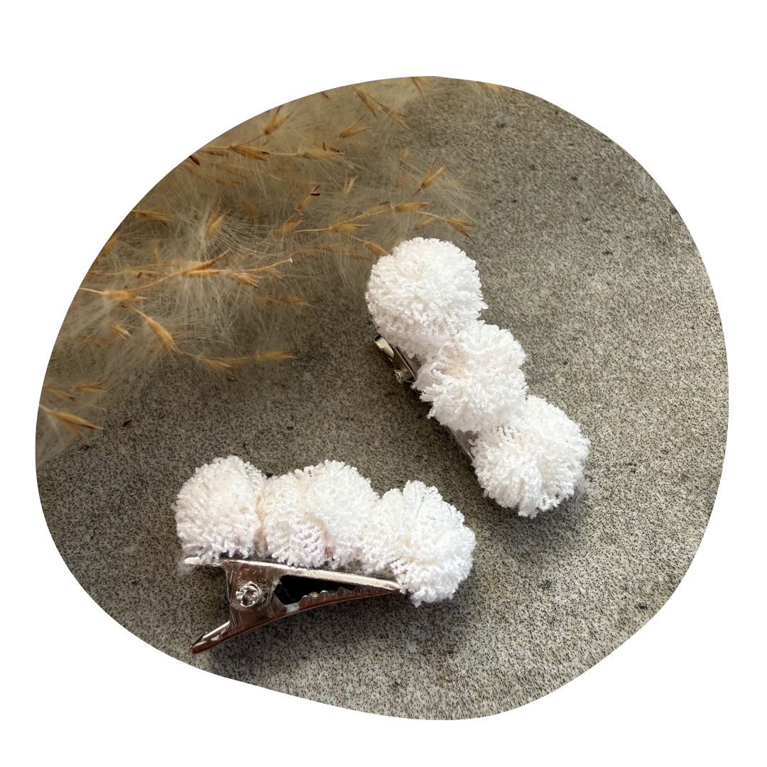 Pompom baby wit (2 stuks) - Image 2